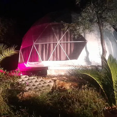 Glamping Domes San Martino 豪华帐篷